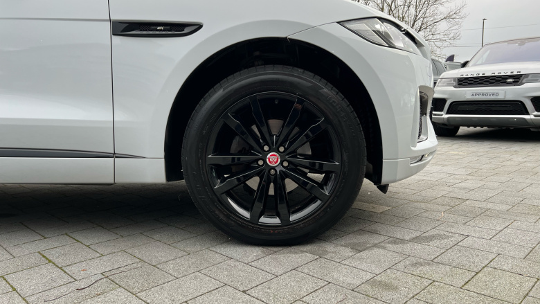 Jaguar F-Pace 2.0d [240] Chequered Flag 5dr Auto AWD Diesel Estate